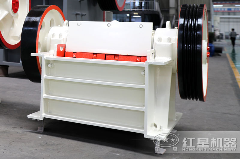 細(xì)顎式破碎機 細(xì)顎式破碎機