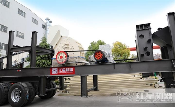 車載碎石機發貨現場 車載碎石機發貨現場