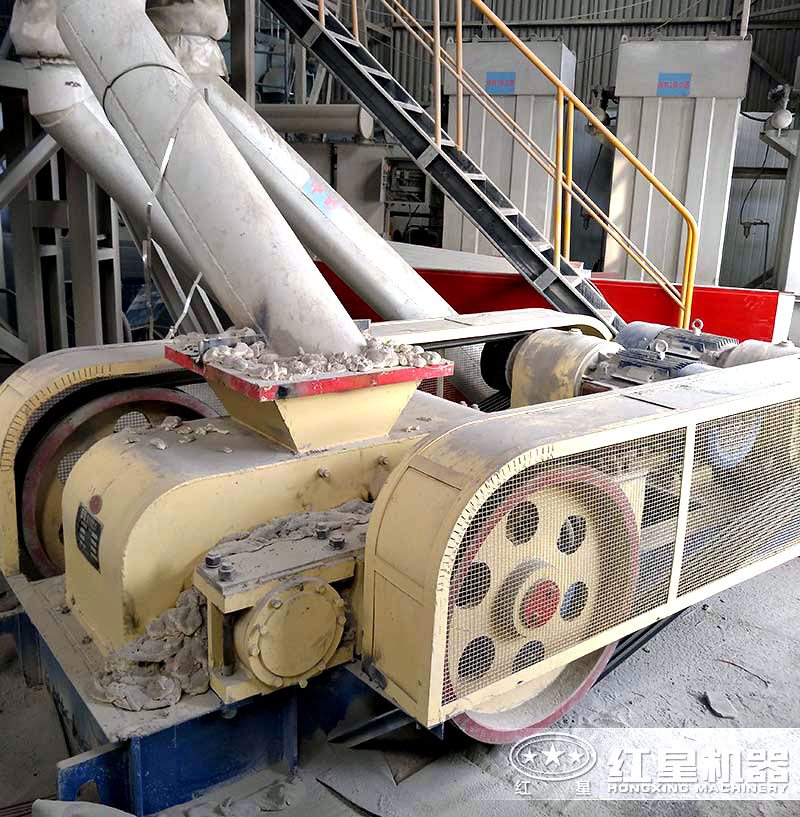 雙齒輥破碎機作業(yè)現(xiàn)場 雙齒輥破碎機作業(yè)現(xiàn)場