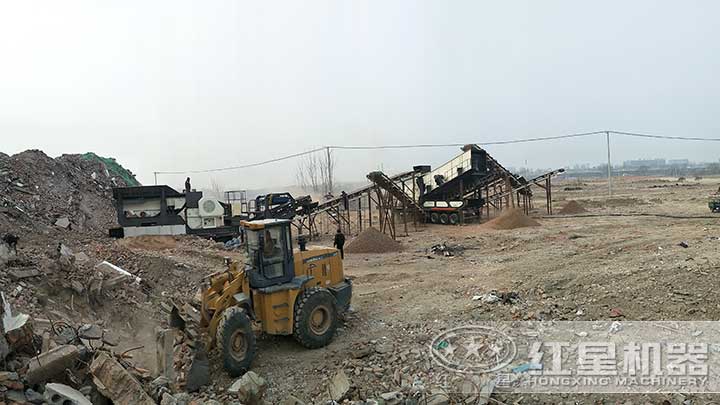 廢棄建筑混凝土破碎生產線現場 廢棄建筑混凝土破碎生產線現場