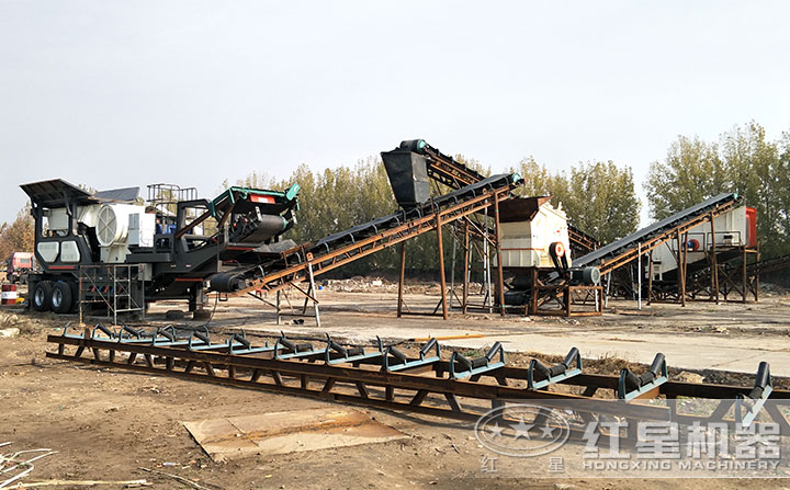 單臺輪胎移動磕石機與固定反擊式破碎機作業現場 單臺輪胎移動磕石機與固定反擊式破碎機作業現場