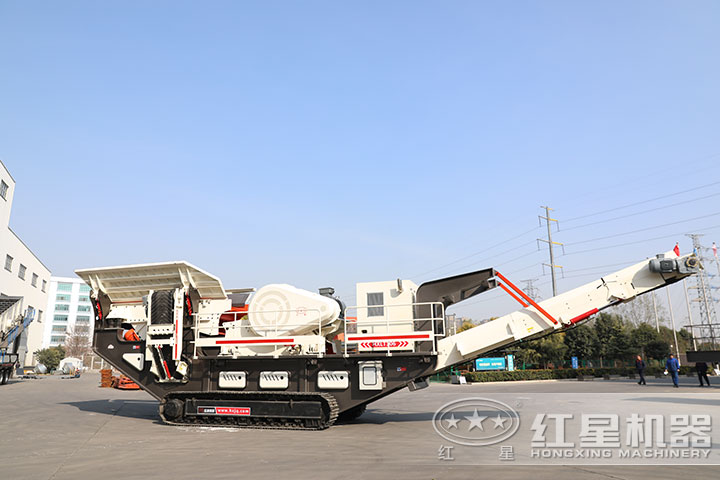 能移動的小型碎石機 能移動的小型碎石機