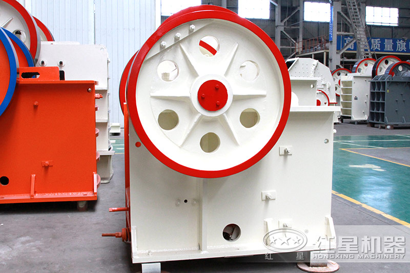 大型細顎破碎機 大型細顎破碎機