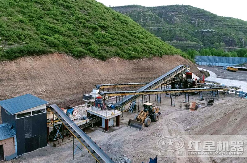 鄂破+圓錐破+制砂機作業現場 鄂破+圓錐破+制砂機作業現場