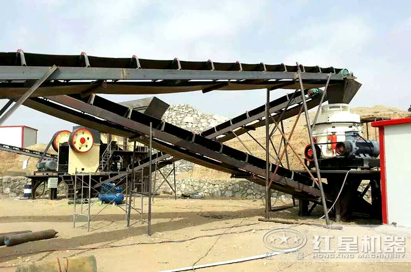 石頭破碎生產線現場 石頭破碎生產線現場