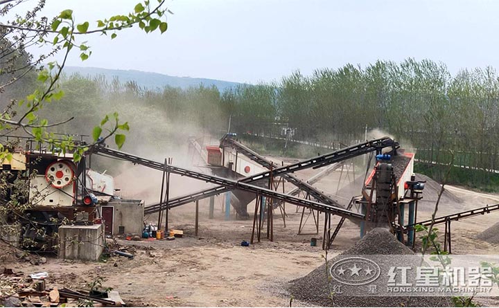 碎石機作業現場 碎石機作業現場