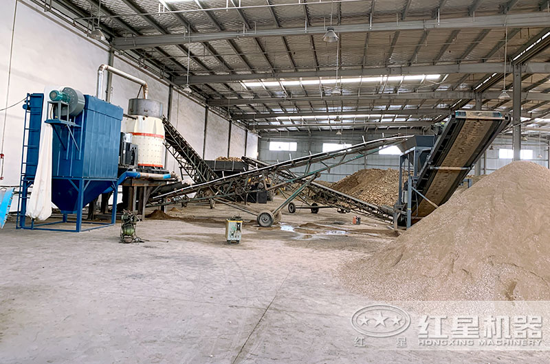 復(fù)合式破碎機(jī)生產(chǎn)現(xiàn)場(chǎng) 復(fù)合式破碎機(jī)生產(chǎn)現(xiàn)場(chǎng)