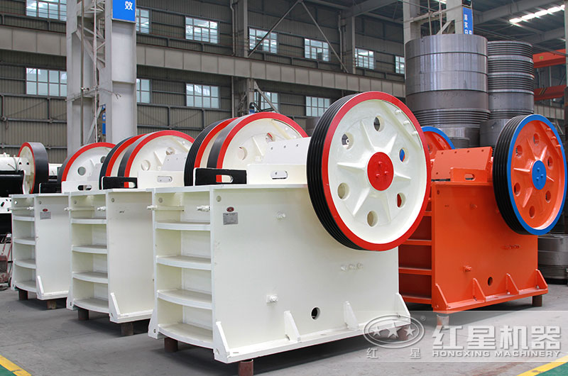 鄂式破碎機(jī) 鄂式破碎機(jī)